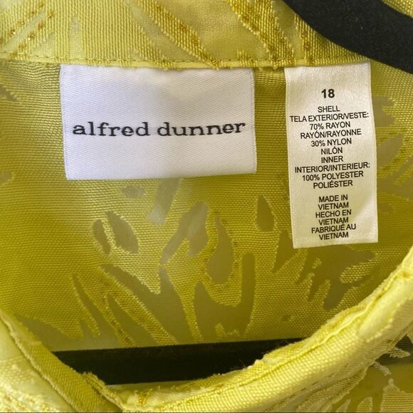 Alfred Dunner Floral Button Front Shirt Sz 18 - Picture 8 of 8
